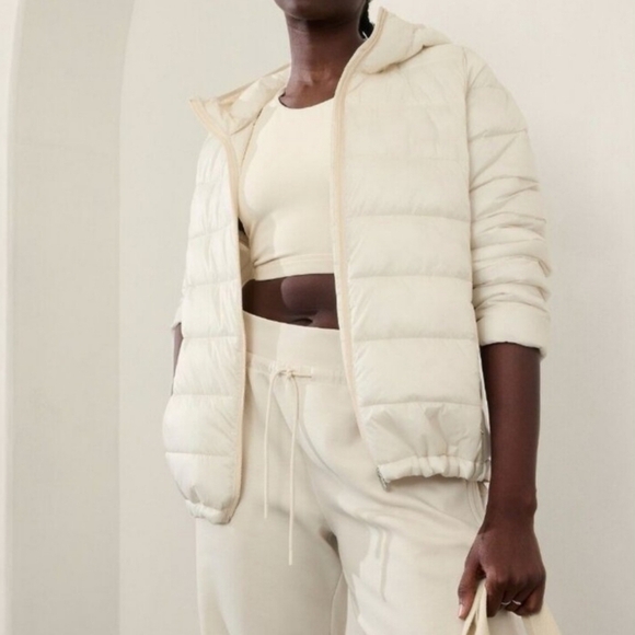 Athleta Jackets & Blazers - Athleta Aire Puffer Jacket